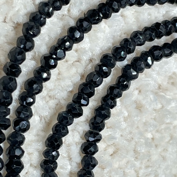 Black spinel bead necklace - Picture 2 of 6